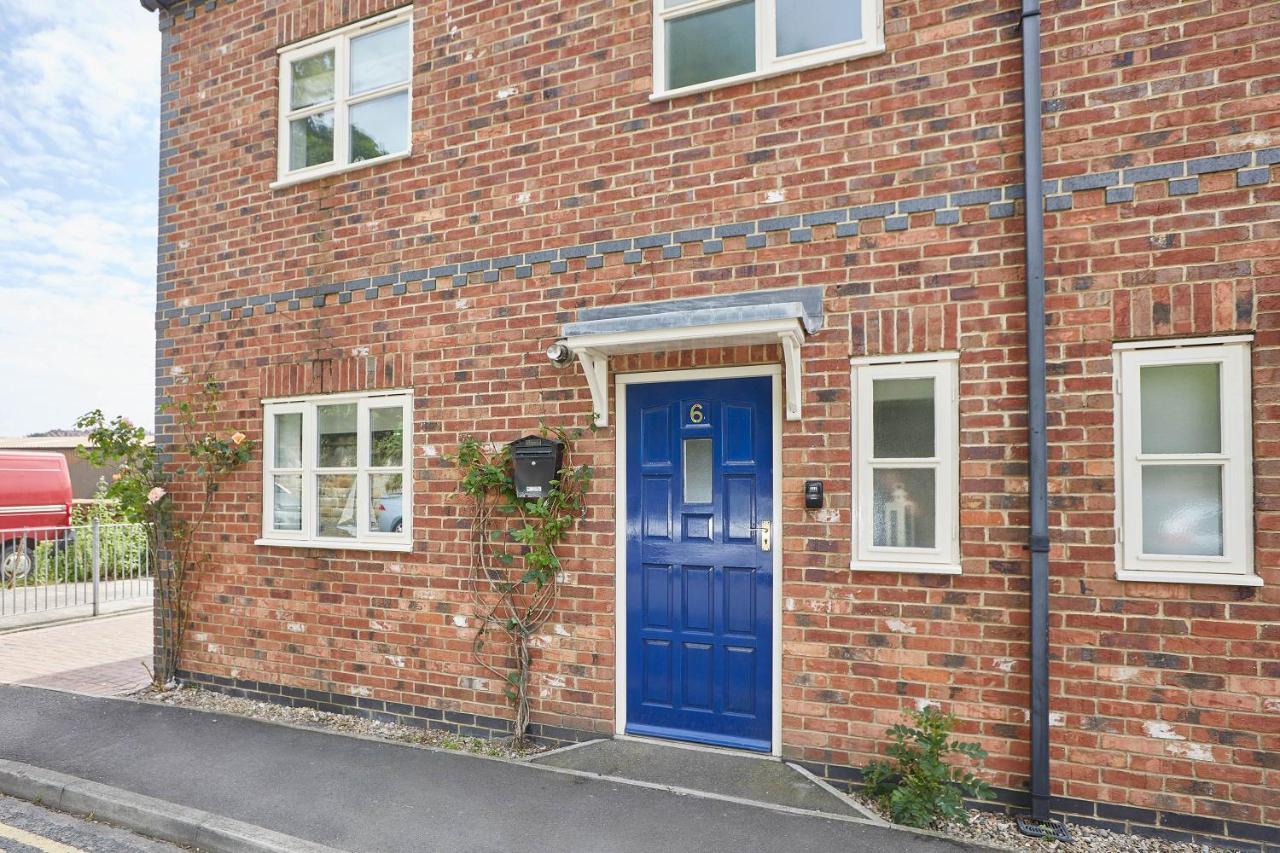 Host & Stay - The Railway Retreat Whitby Exterior photo